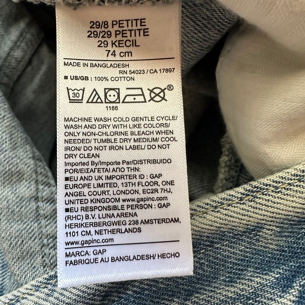 GAP 8" Mid Rise Loose Denim Bermuda Shorts Light indigo Cotton Size 29 Petite - Picture 7 of 9